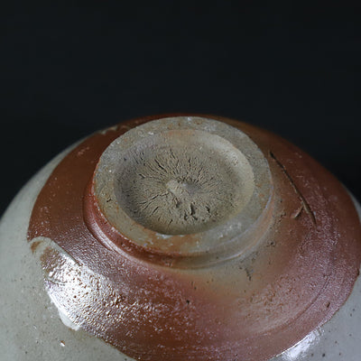 Karatsu tea bowl by Yoshihisa Ishii