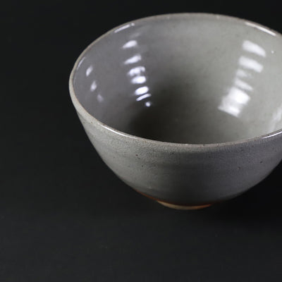 Karatsu tea bowl by Yoshihisa Ishii