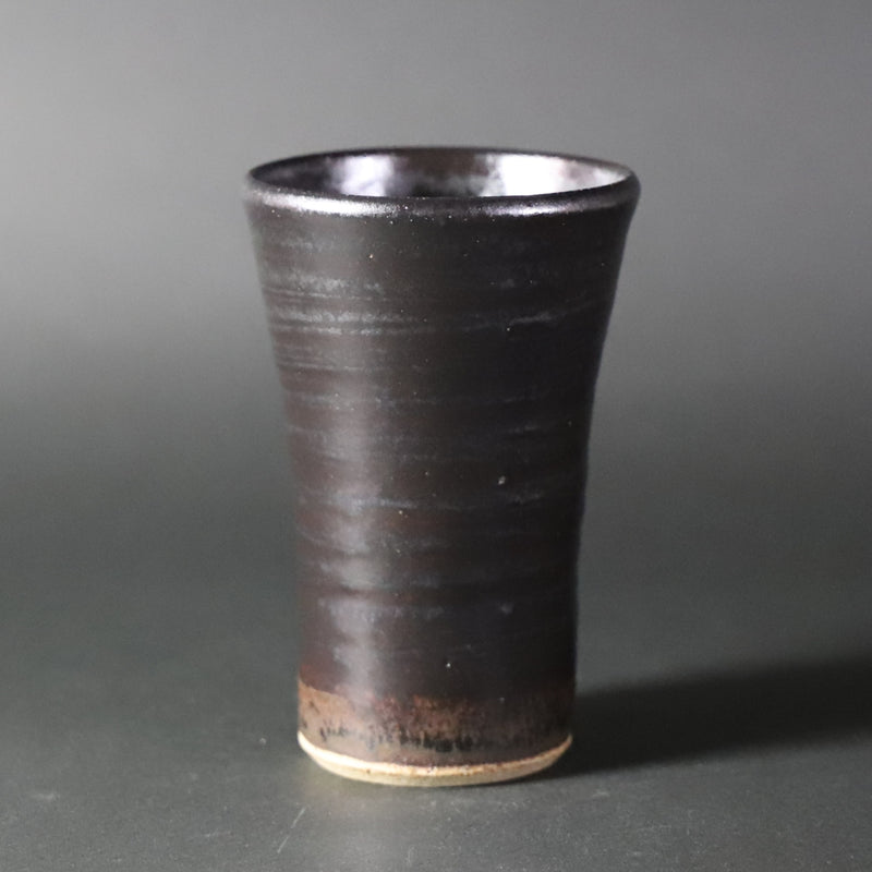 Black Karatsu Beer Cup (Large) by Chiharu Kumamoto