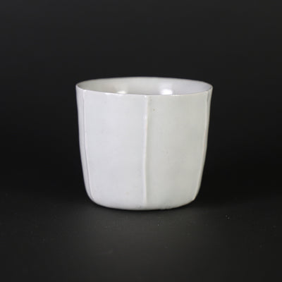 White porcelain cup (medium) by Soichiro Maruta