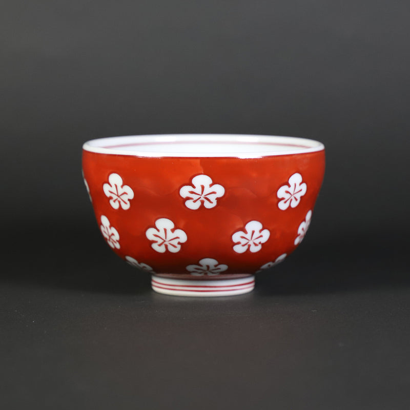 Gen-emon Kiln Red-painted plum crest rice bowl