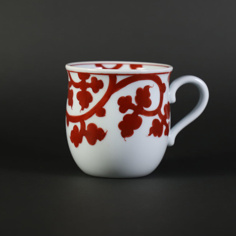 Gen-emon Kiln Mug cup with red arabesque design