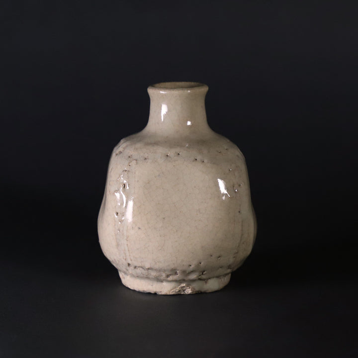 武末日臣 井戸徳利 武末日臣 作 井戸四方徳利 – ギャラリー一番館オンラインショップ