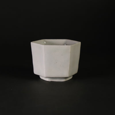 White porcelain hexagonal cup by Soichiro Maruta