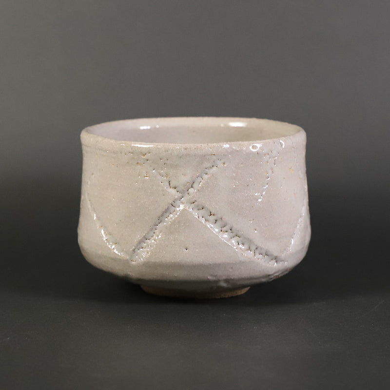 Carved Karatsu Tea Bowl by Naoto Yano