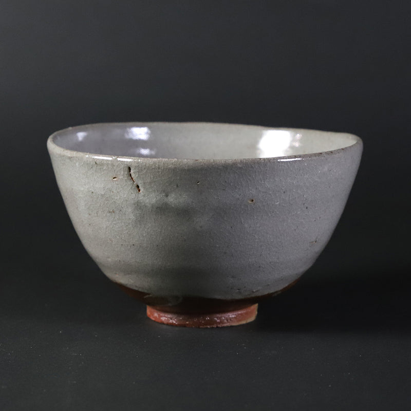 Karatsu tea bowl by Yoshihisa Ishii