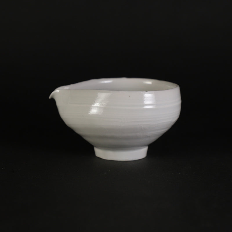 White Porcelain Bean Katakuchi by Masahiro Takehana