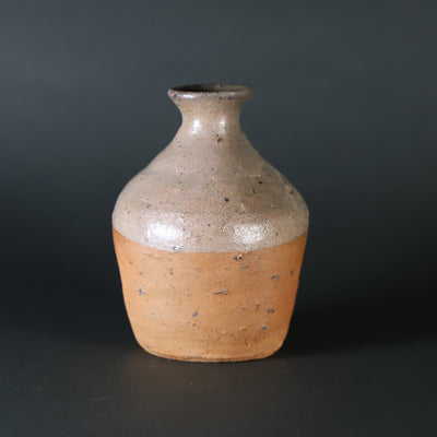 Karatsu sake bottle by Munehiko Maruta