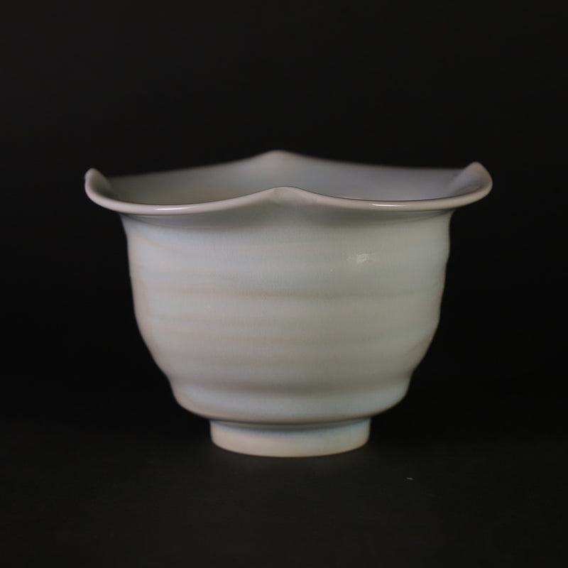 Kenta Nakazato Blue porcelain with persimmon flowers