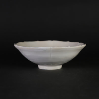 竹花正弘　作　白瓷蓮弁小鉢