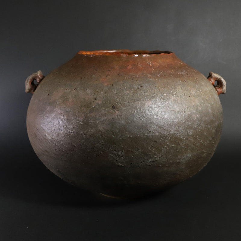 Sakurei Okamoto Karatsu ware pot