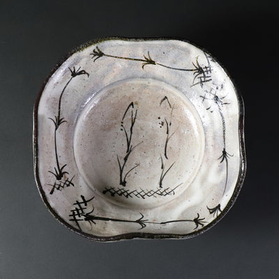 By Munehiko Maruta Kobiki Karatsu with four directions