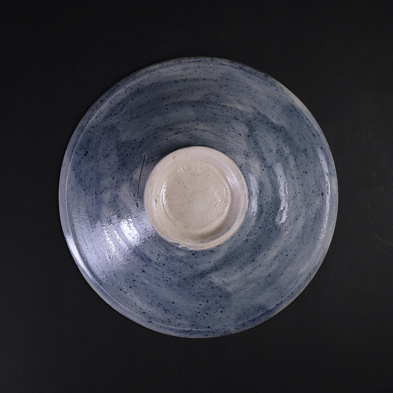 White porcelain lapis lazuli plate 2 by Yoshihisa Ishii