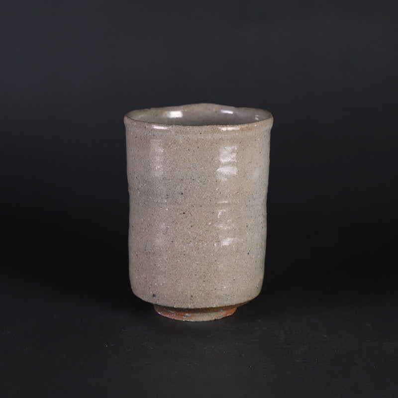 Karatsu Tsutsu Yunomi 2 by Yoshihisa Ishii