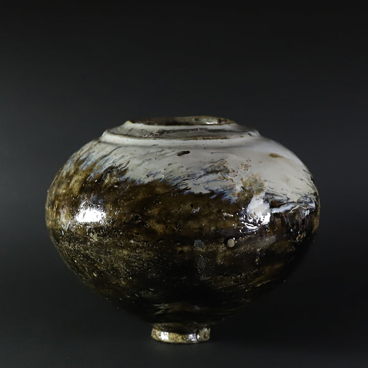 李朝 茶褐釉 手付灯火器油壺 伝世品焼物 骨董 古玩 朝鮮古美術 WWTT225 李朝 茶褐釉 手付灯火器油壺 伝世品焼物 骨董 古玩 朝鮮古美術