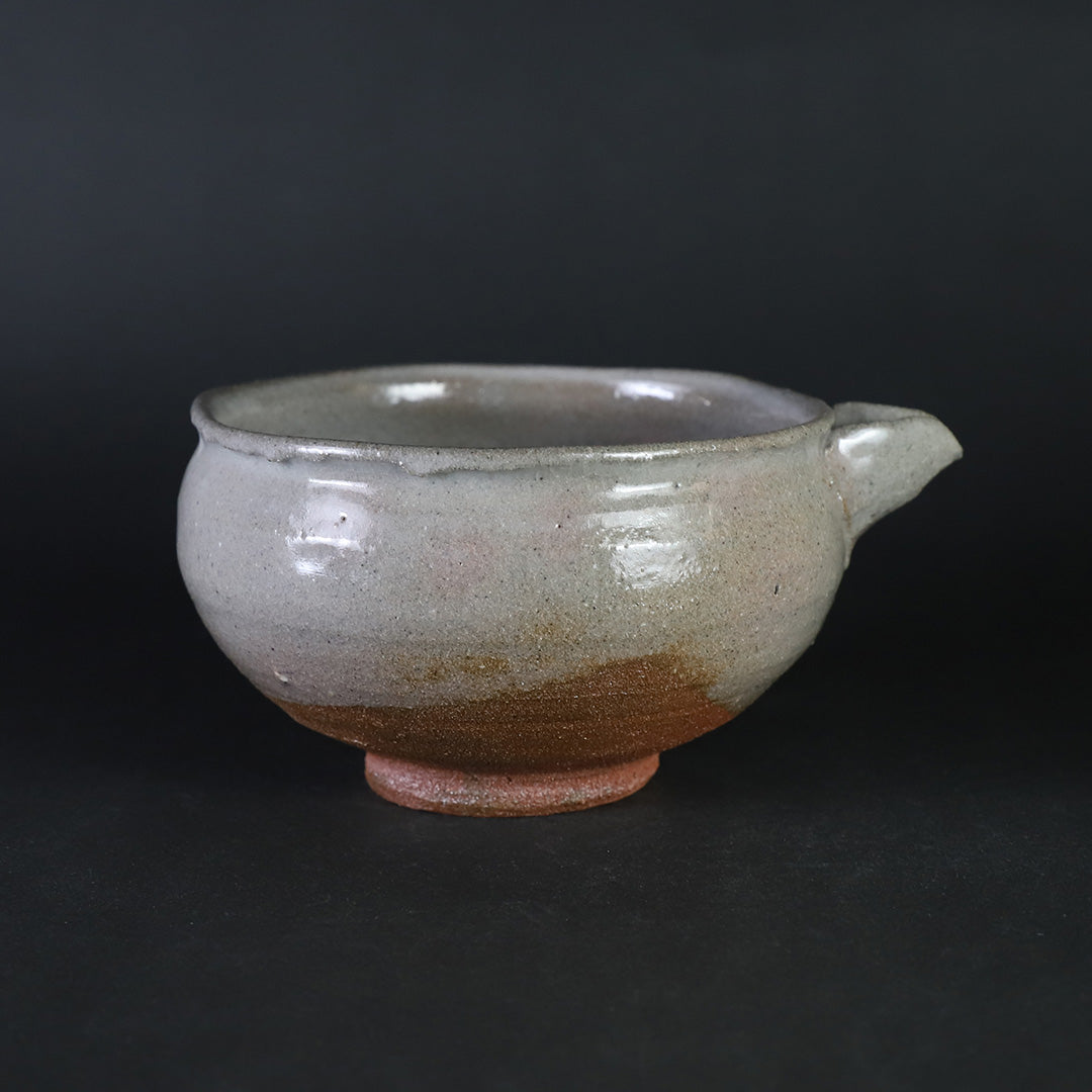 石井義久 作 無地唐津片口1 – ギャラリー一番館オンラインショップ