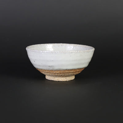 Madara Karatsu sake cup by Naoto Yano