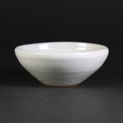White porcelain sake cup by Kenta Nakazato