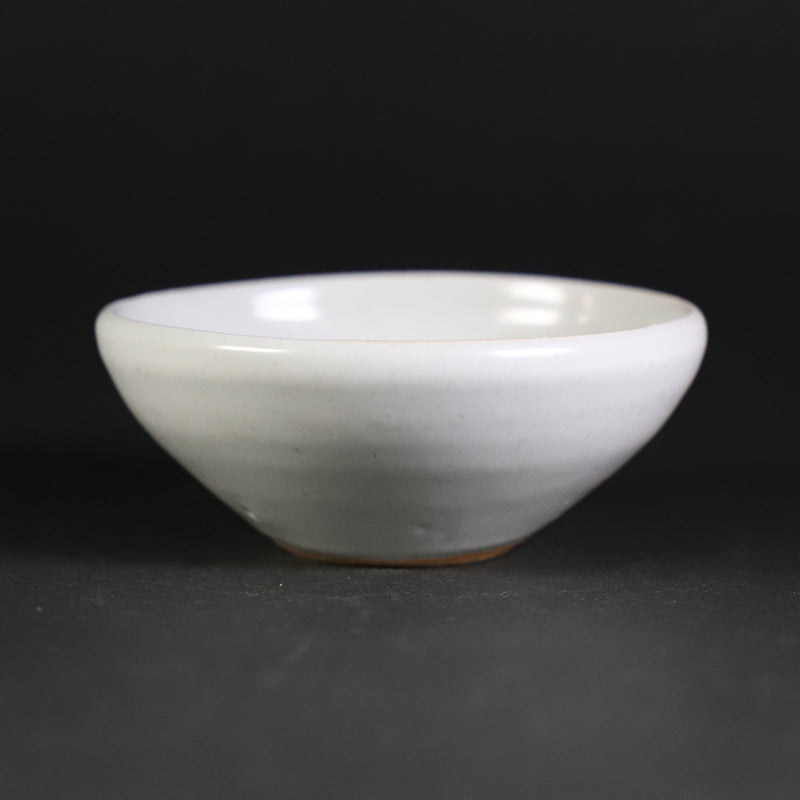 White porcelain sake cup by Kenta Nakazato