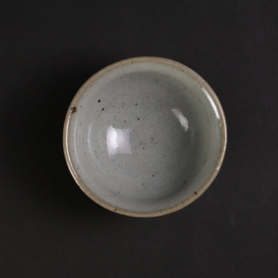 Madara Karatsu sake cup by Kenta Nakazato