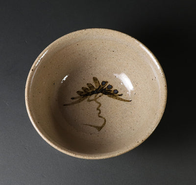 Nakazato Tarōemon Kiln Illustrated Karatsu rice bowl (pine)