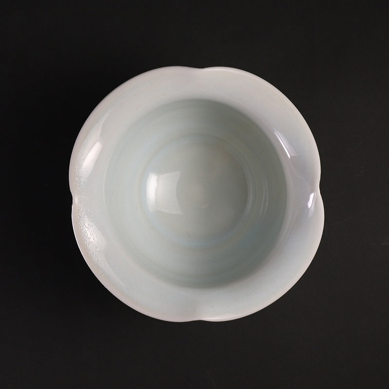 Kenta Nakazato Blue porcelain with persimmon flowers