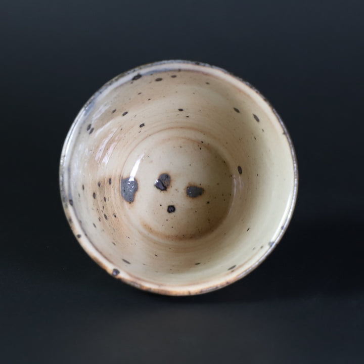 中里太亀 作 粉引蕎麦猪口2 – ギャラリー一番館オンラインショップ