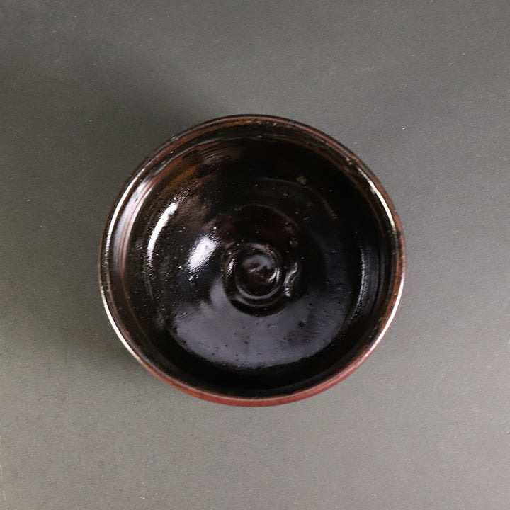 梶原靖元 作 黒唐津茶碗 – ギャラリー一番館オンラインショップ