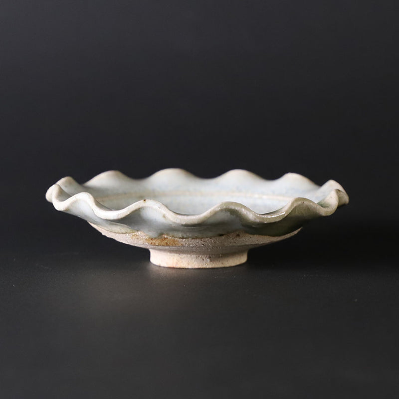 Shuichi Okamoto Korean Karatsu Circular Flower Bean Plate