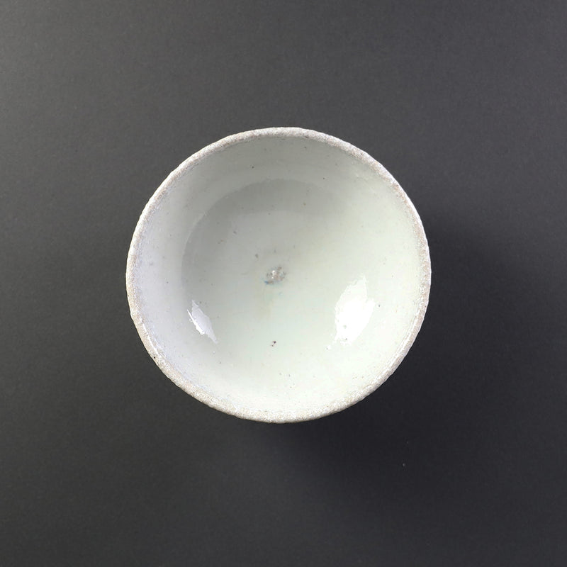 Madara Karatsu sake cup by Naoto Yano