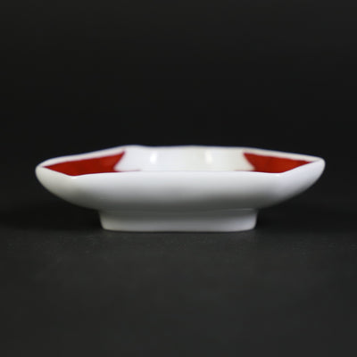Gen-emon Kiln Red Plum Plum Crest Mt. Fuji Shape Hand Salt Plate