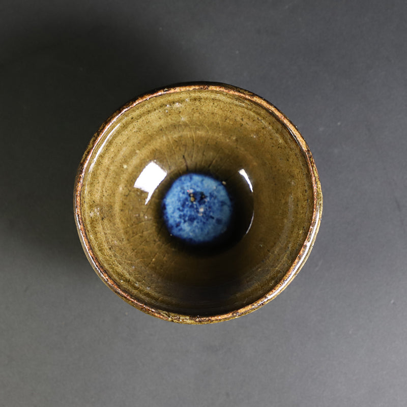 Karatsu ash glaze sake cup by Sakurei Okamoto