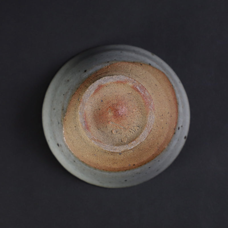 Madara Karatsu sake cup by Kenta Nakazato