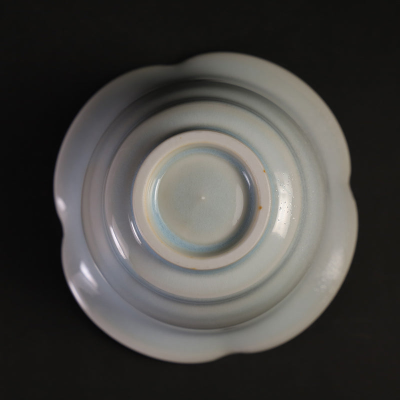 Kenta Nakazato Blue porcelain with persimmon flowers