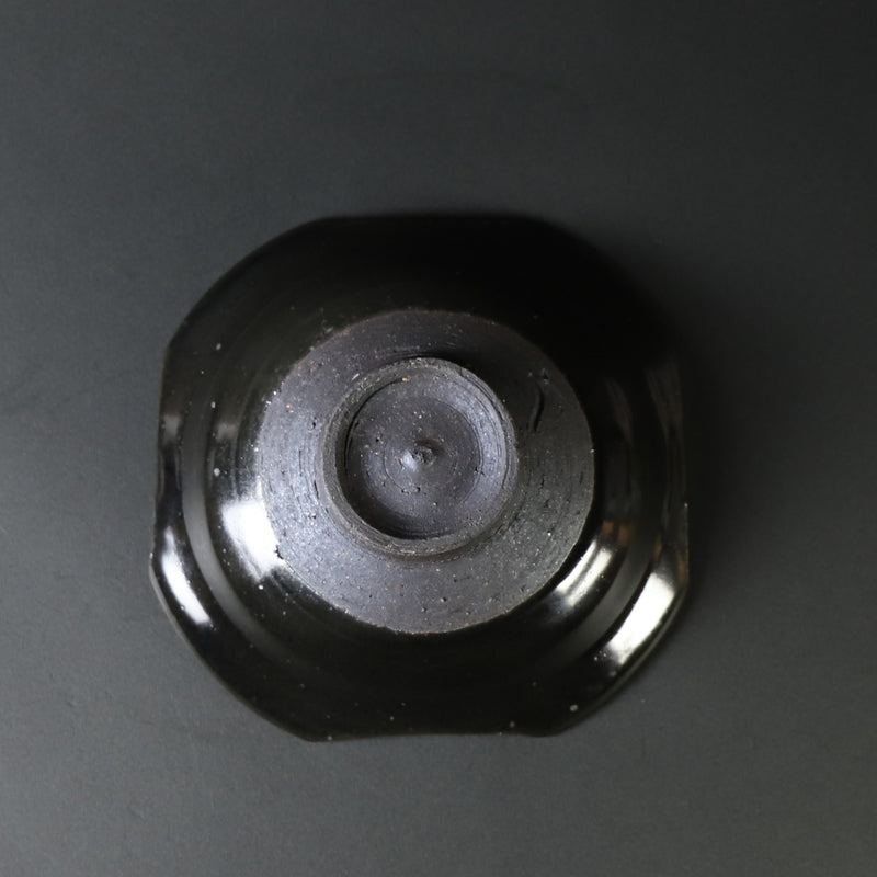 Takashi Nakazato Karatsu black glaze square cut plate