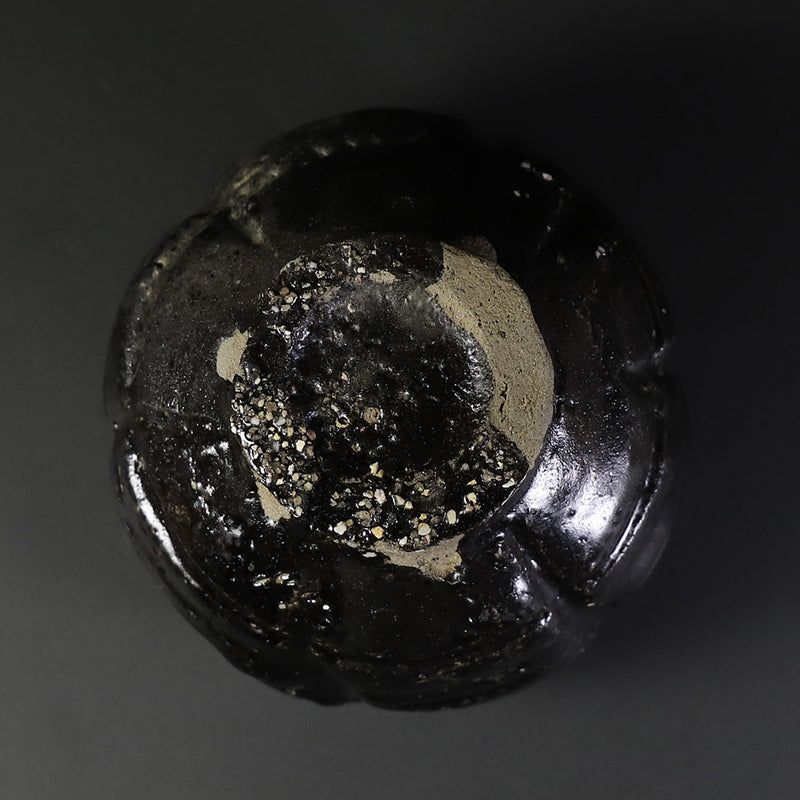 丸田宗彦　作　唐津黒茶盌