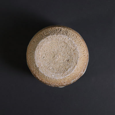 Madara Karatsu sake cup by Naoto Yano