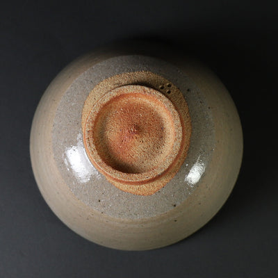 Nakazato Tarōemon Kiln, Illustrated Karatsu Tea Bowl (Whale)
