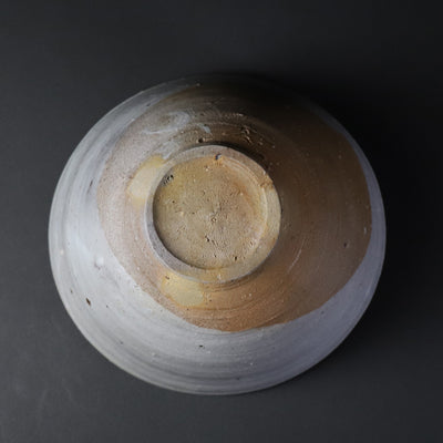Karatsu tea bowl by Yoshihisa Ishii