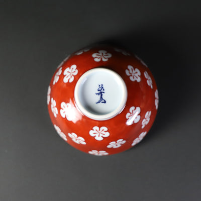 Gen-emon Kiln Red-painted plum crest rice bowl