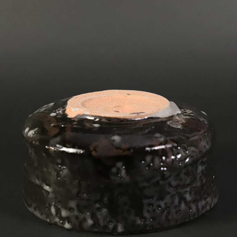 Black Karatsu Tea Bowl by Yasumoto Kajiwara
