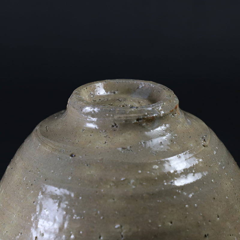 Karatsu tea bowl by Taki Nakazato