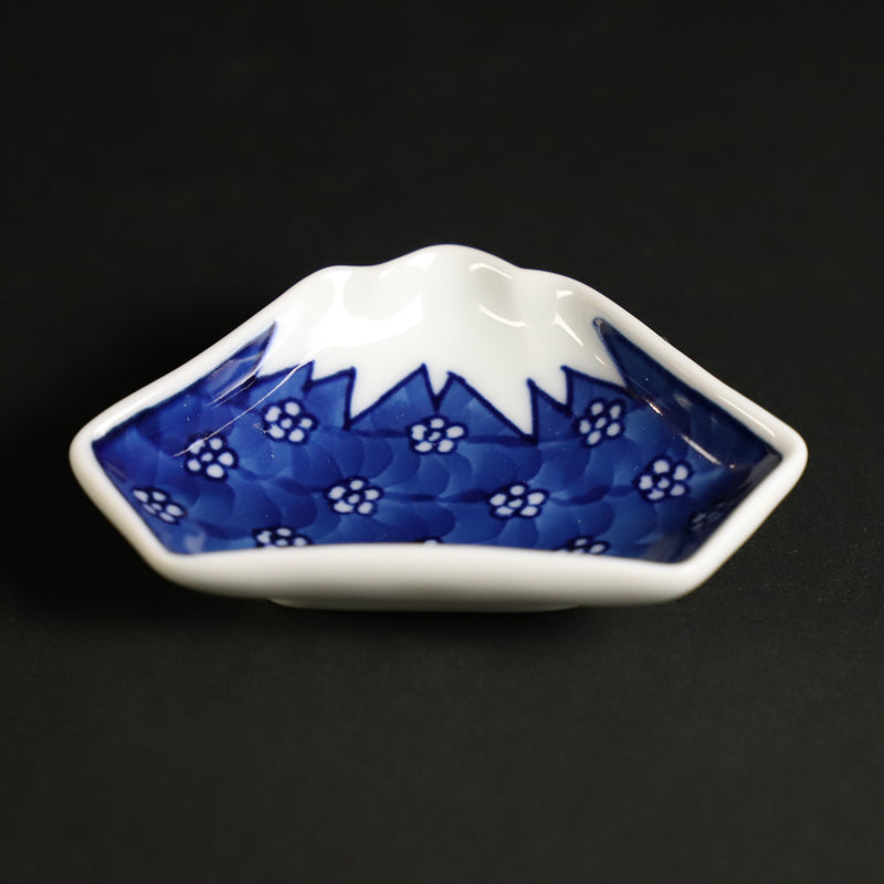 Gen-emon Kiln Dyeing plum ground crest Mt. Fuji type hand salt dish