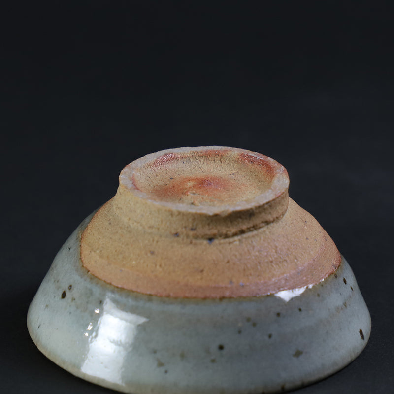 Madara Karatsu sake cup by Kenta Nakazato