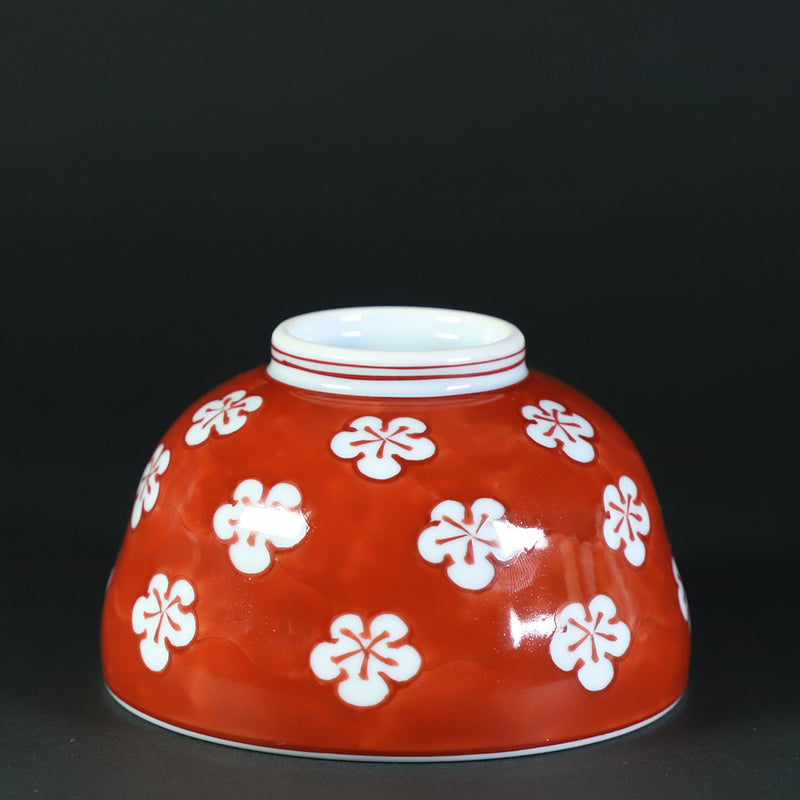 Gen-emon Kiln Red-painted plum crest rice bowl