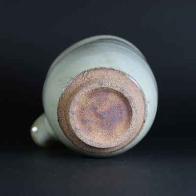 Sake set by Chiharu Kumamoto Madara Karatsu