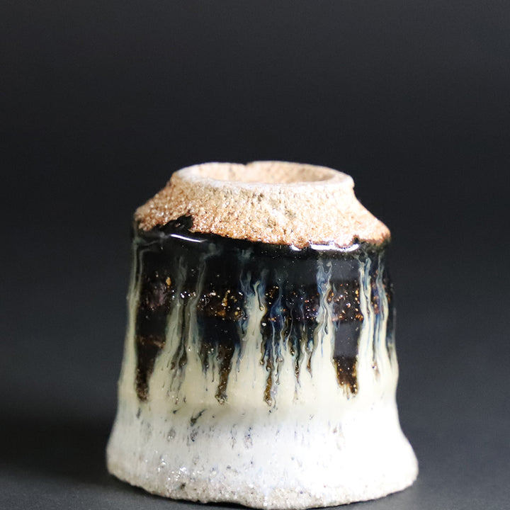 岡本作礼 作 朝鮮唐津ぐい呑 – ギャラリー一番館オンラインショップ