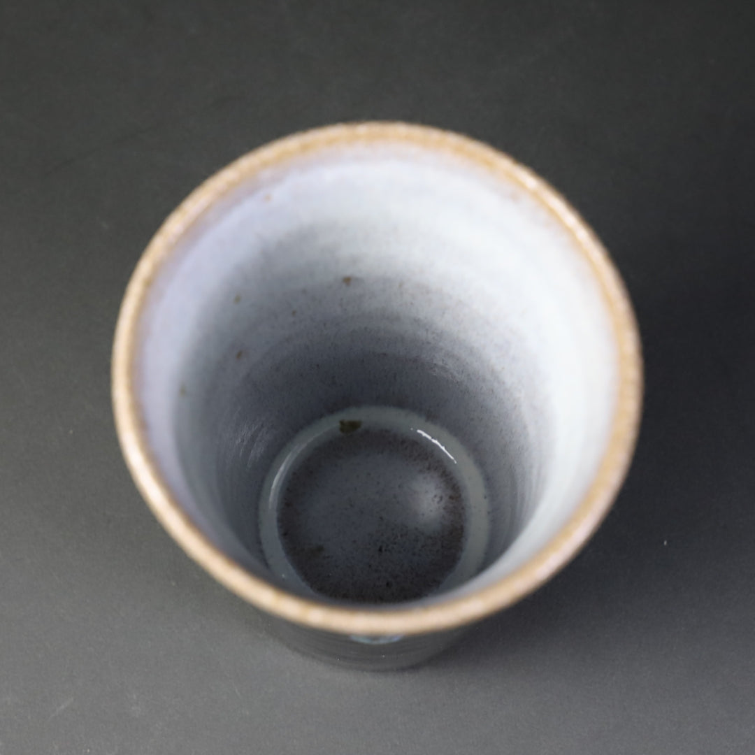 朝鮮唐津酒杯 熊本千治 作 朝鮮唐津麦酒杯 – ギャラリー一番館オンラインショップ