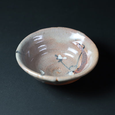 Sakurei Okamoto picture Karatsu sake cup