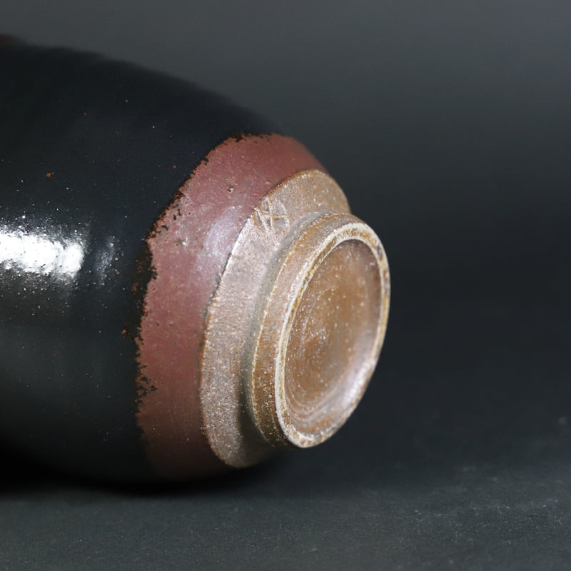 Black Karatsu Sake Set by Chiharu Kumamoto